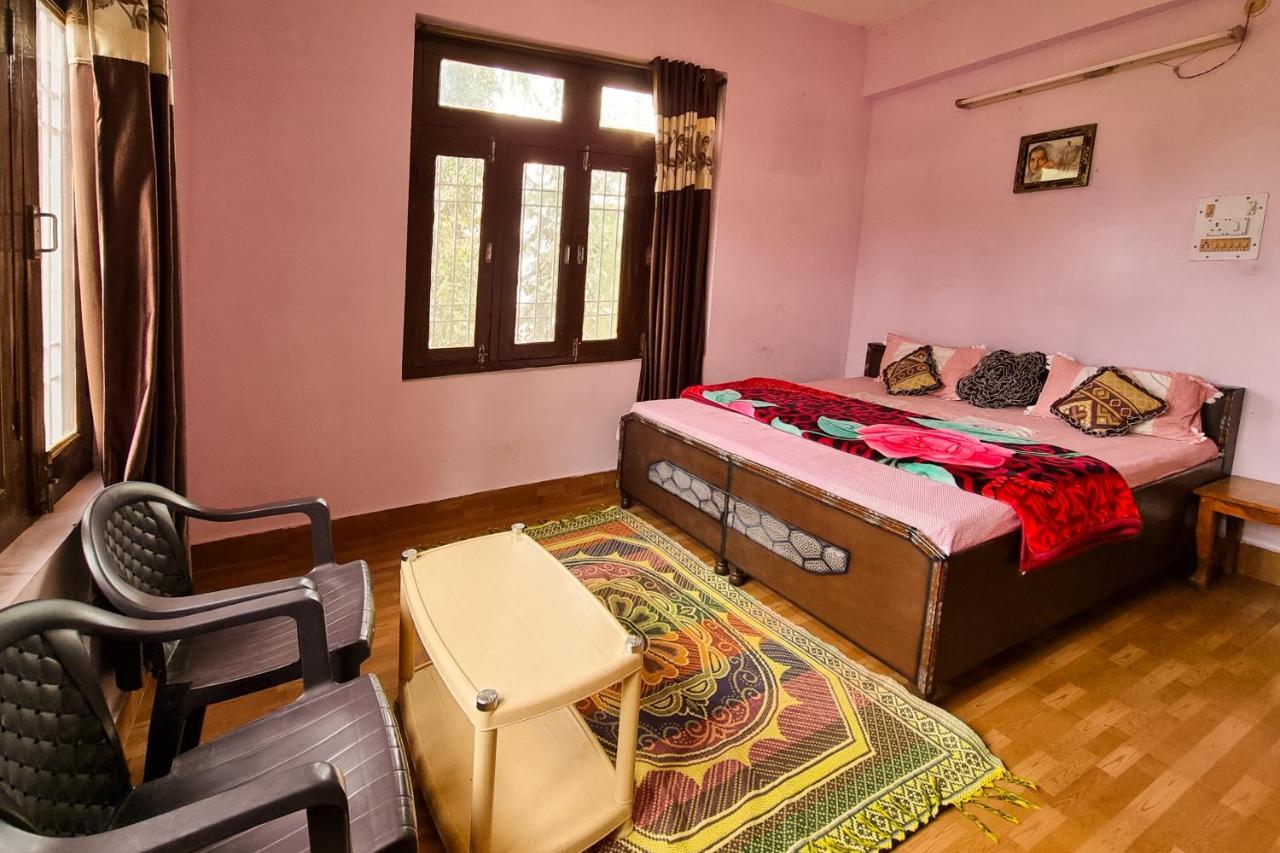 Aditya Homestay Dalhousie Eksteriør billede